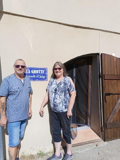 Chambre Atypique : La Grotte Bez-et-Esparon Exterior foto